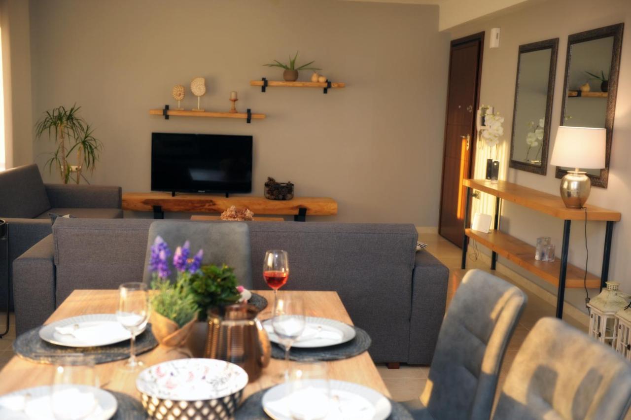 Onar Luxury Apartment Néa Péramos 外观 照片