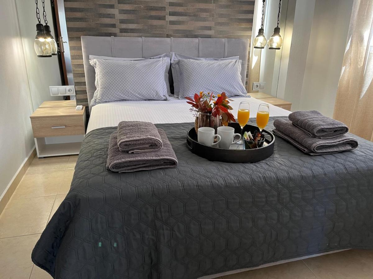 Onar Luxury Apartment Néa Péramos 外观 照片