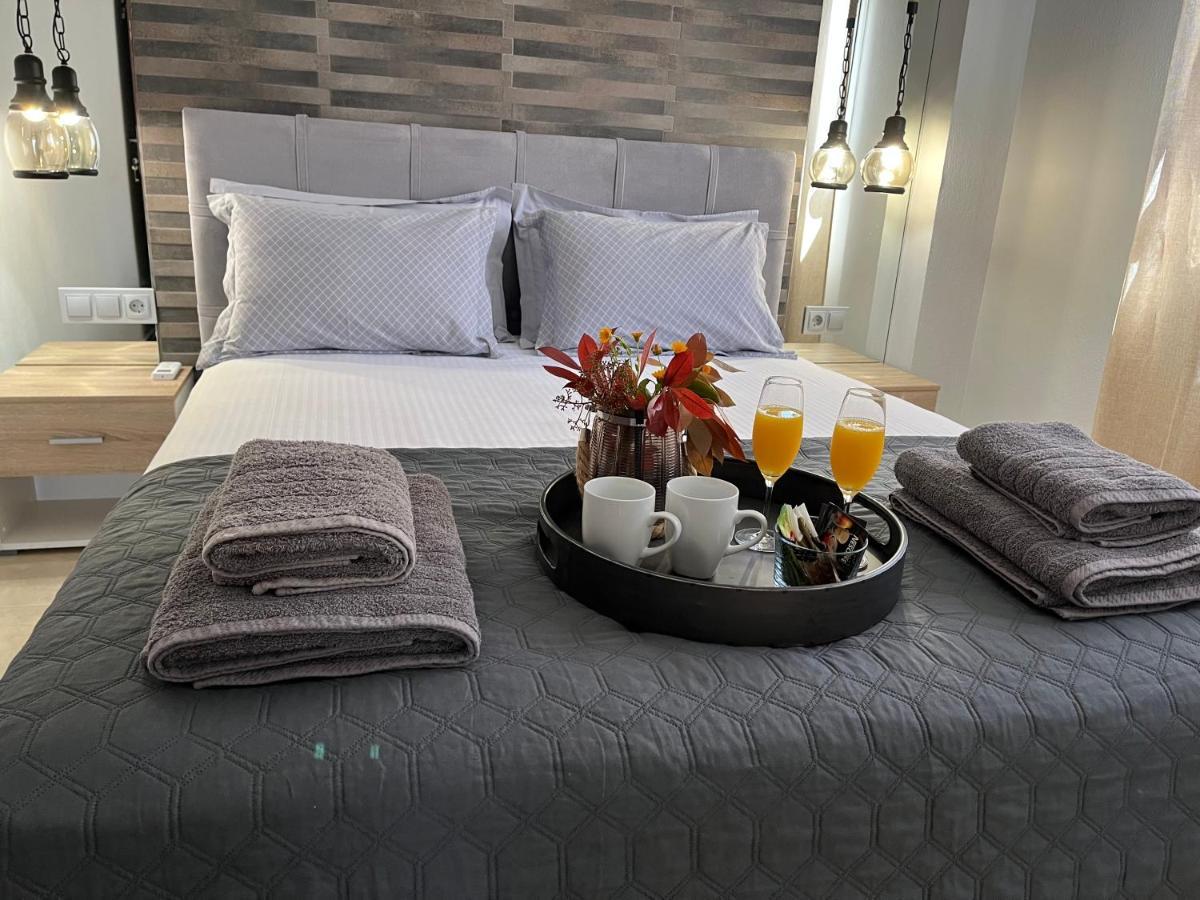 Onar Luxury Apartment Néa Péramos 外观 照片